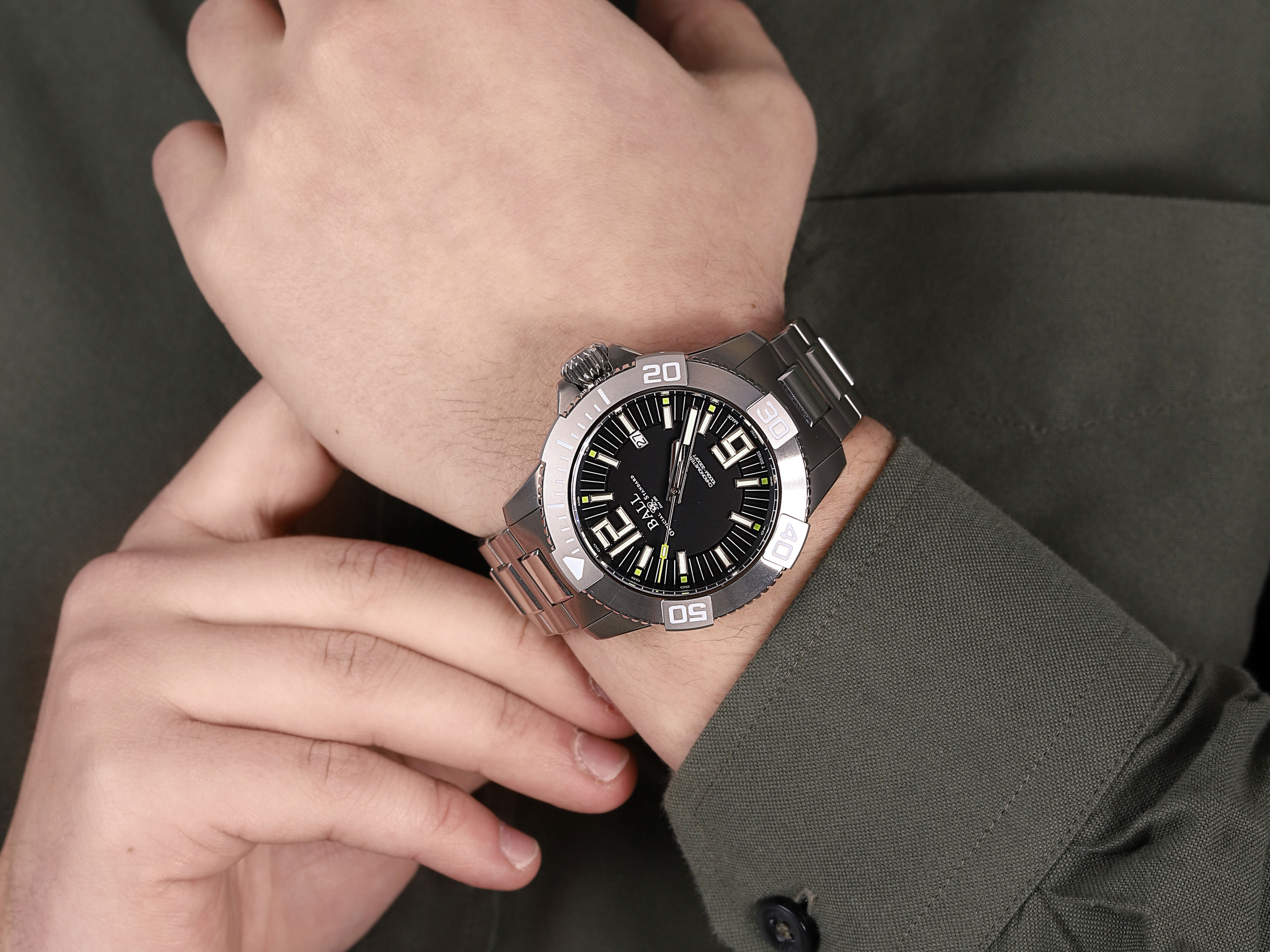Ball DM3002A-SC-BK Engineer Hydrocarbon DeepQUEST zegarek klasyczny Engineer Hydrocarbon - miniatura 2
