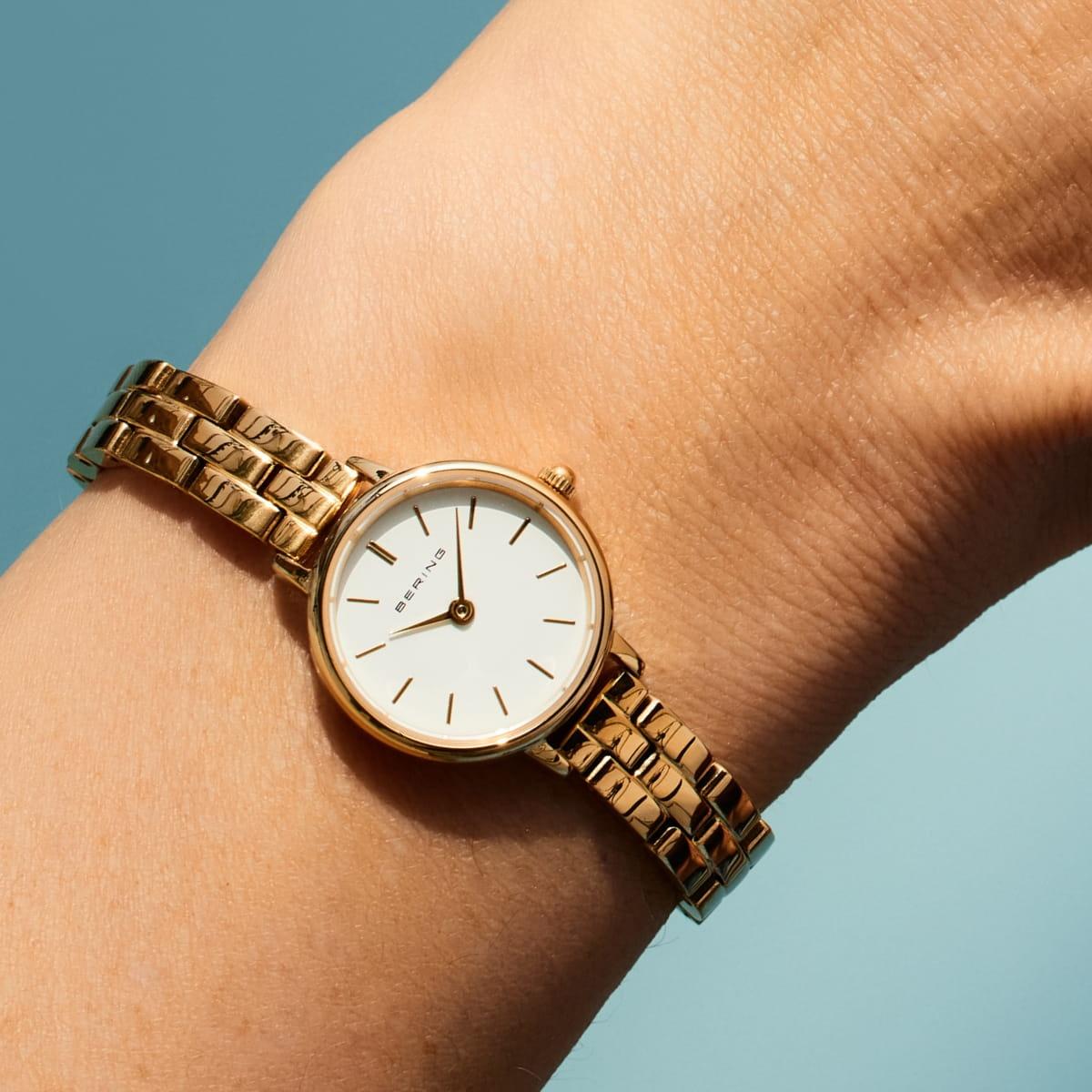 Bering 11022-734 Classic Classic zegarek damski klasyczny szafirowe