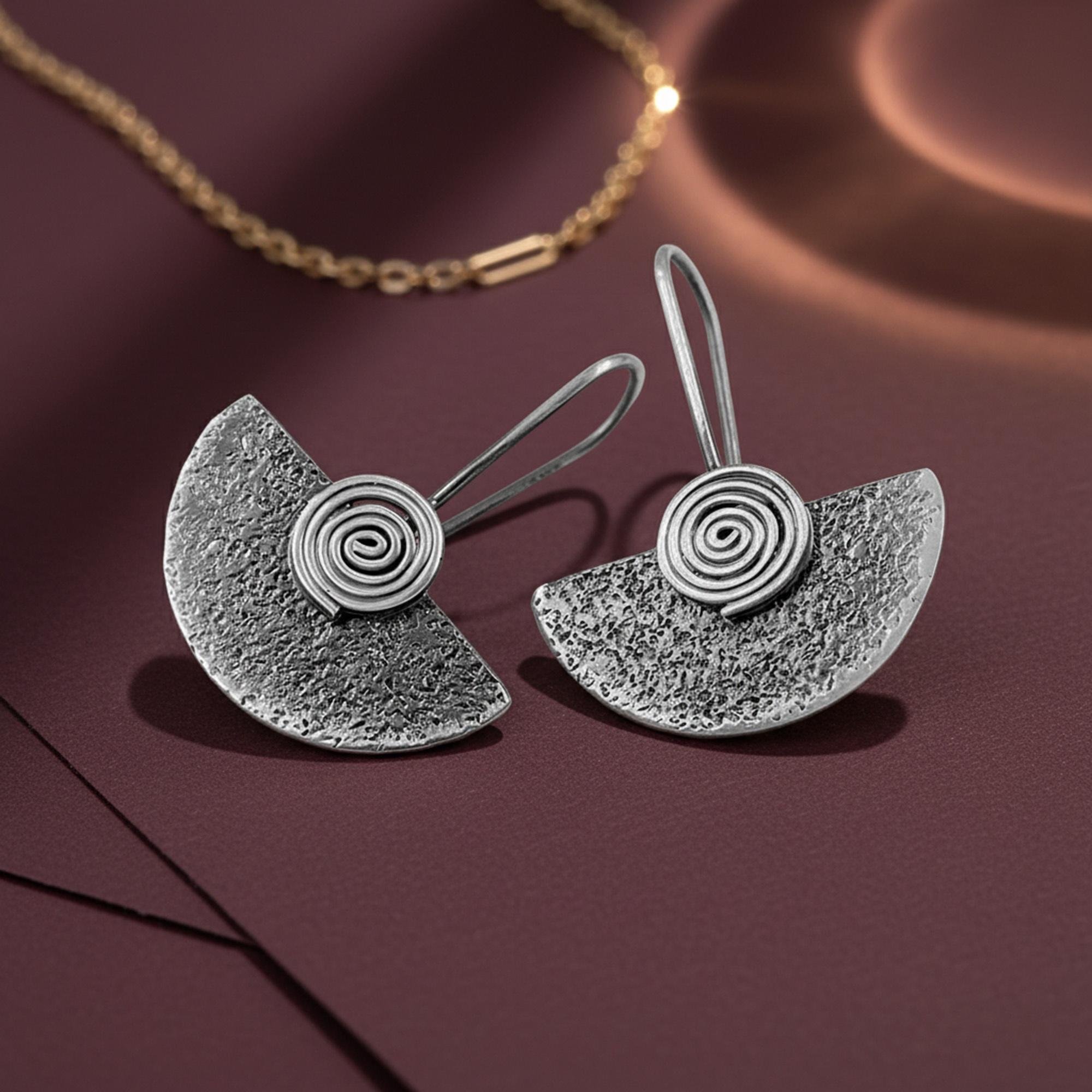 biżuteria Harf KBZ0035a Delikatne kolczyki srebrne ze ślimaczkiem na biglu - miniatura 3