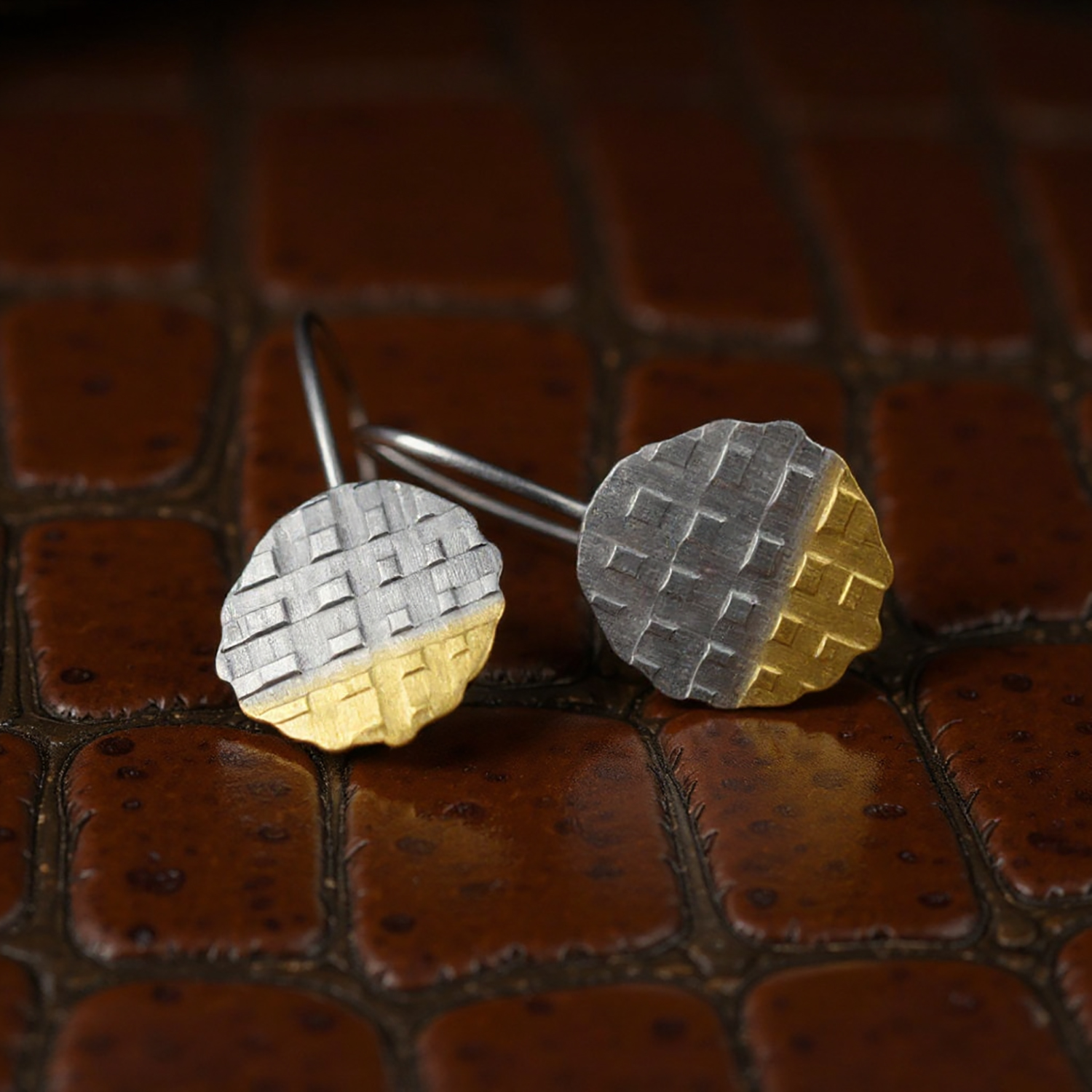 biżuteria Harf KMB0033 Designerskie minimalistyczne kolczyki srebrne - miniatura 4