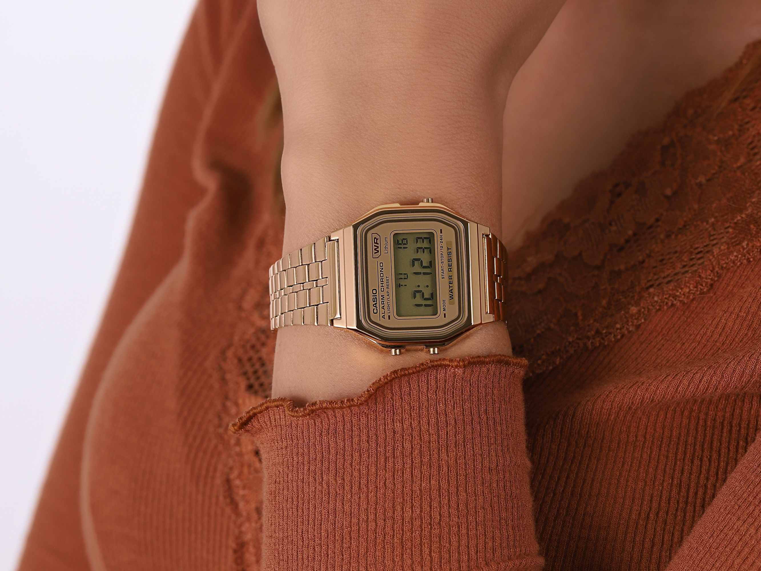 Casio Vintage A158WETG-9AEF Vintage Premium VINTAGE Maxi retro zegarek złoty - miniatura 2