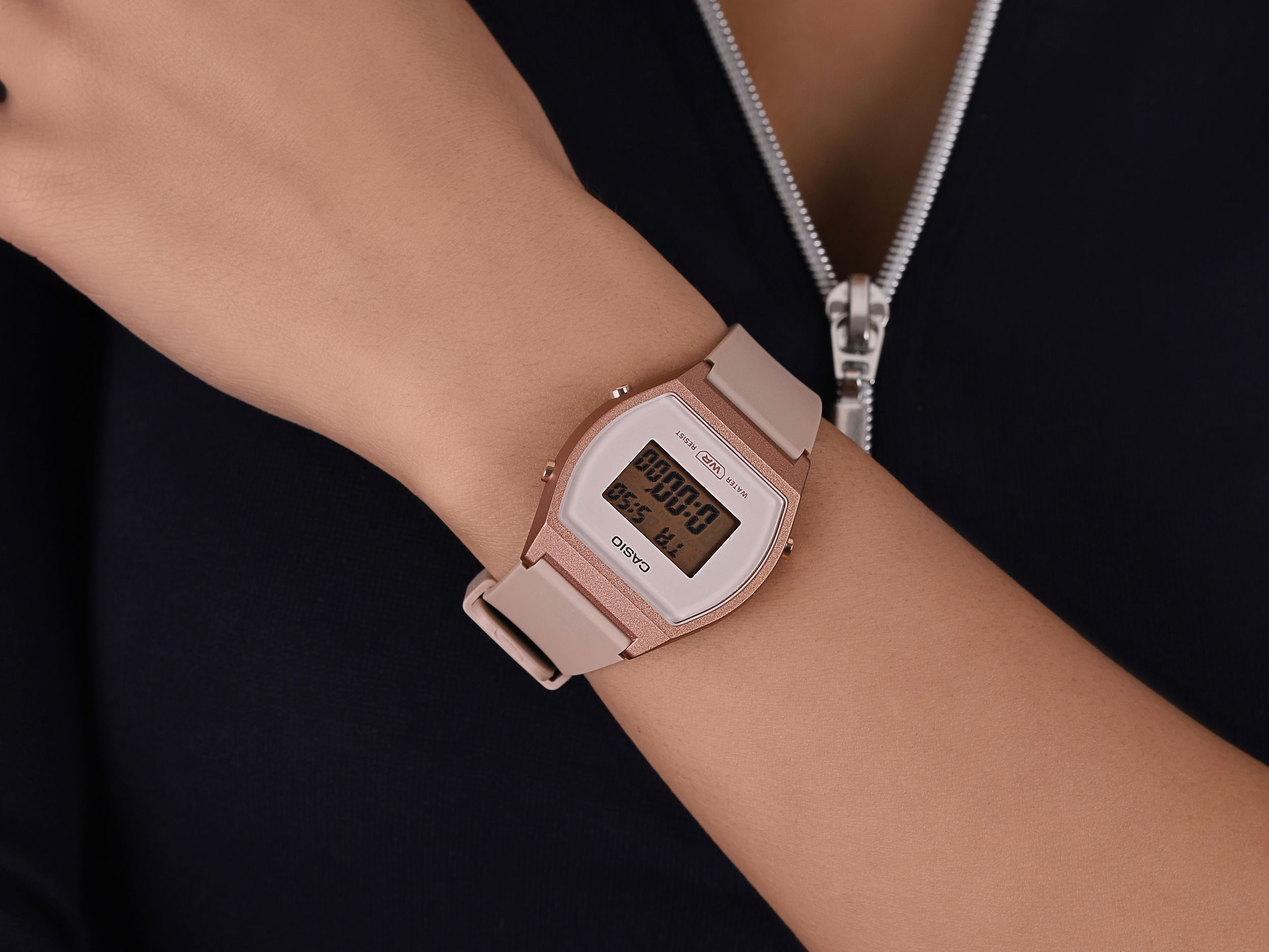 Casio Vintage LW-204-4AEF damski zegarek Vintage pasek - miniatura 2