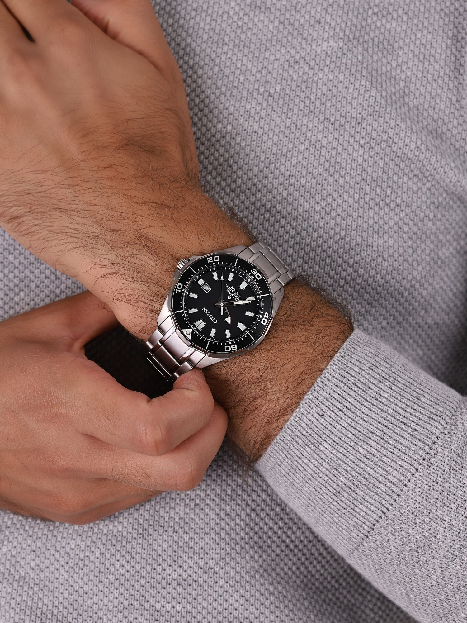 Diver's Titanium Citizen BN0200-81E - hover