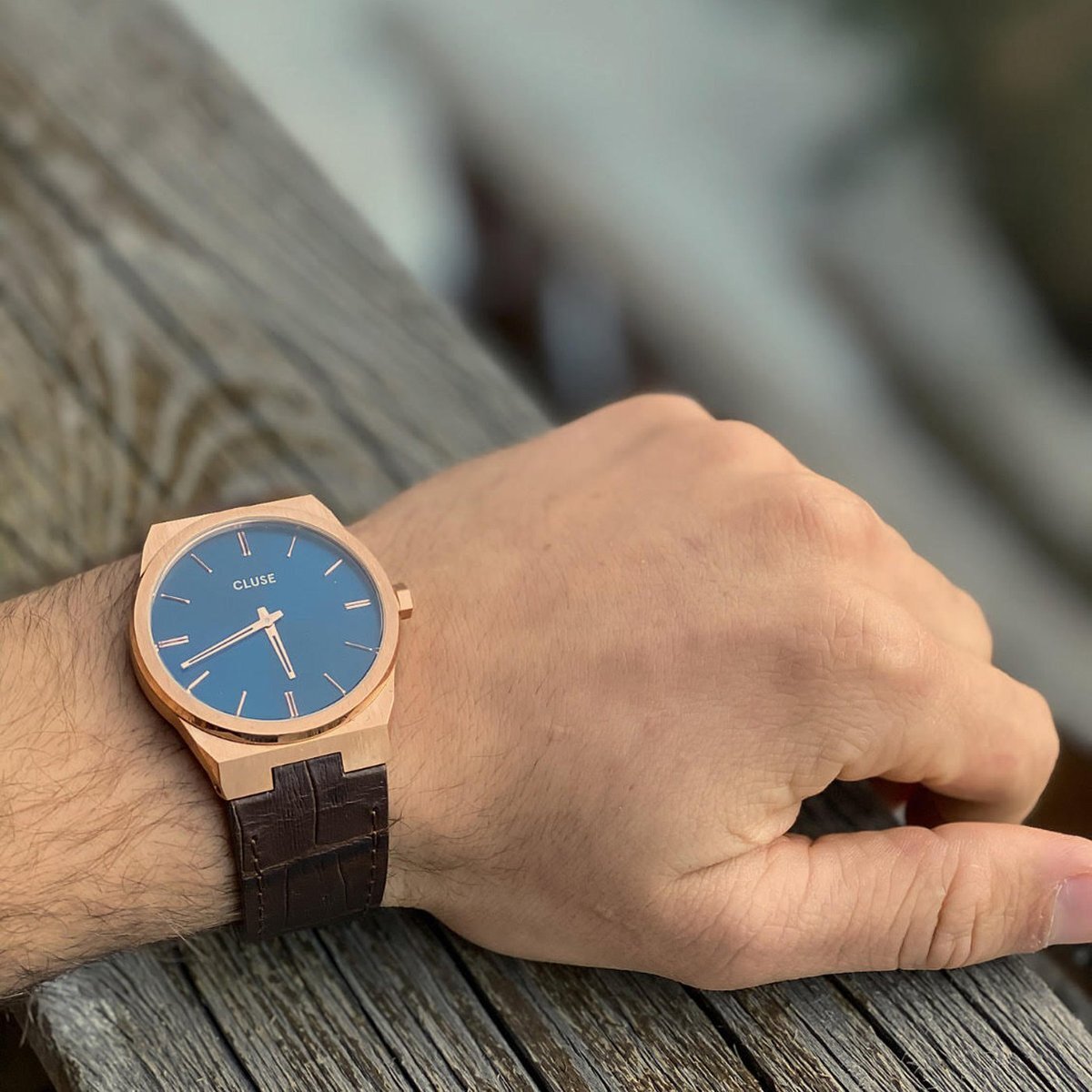 Cluse CW0101503002 Vigoureux pasek Rose Gold Dark/Brown Croco zegarek męski klasyczny mineralne - miniatura 6
