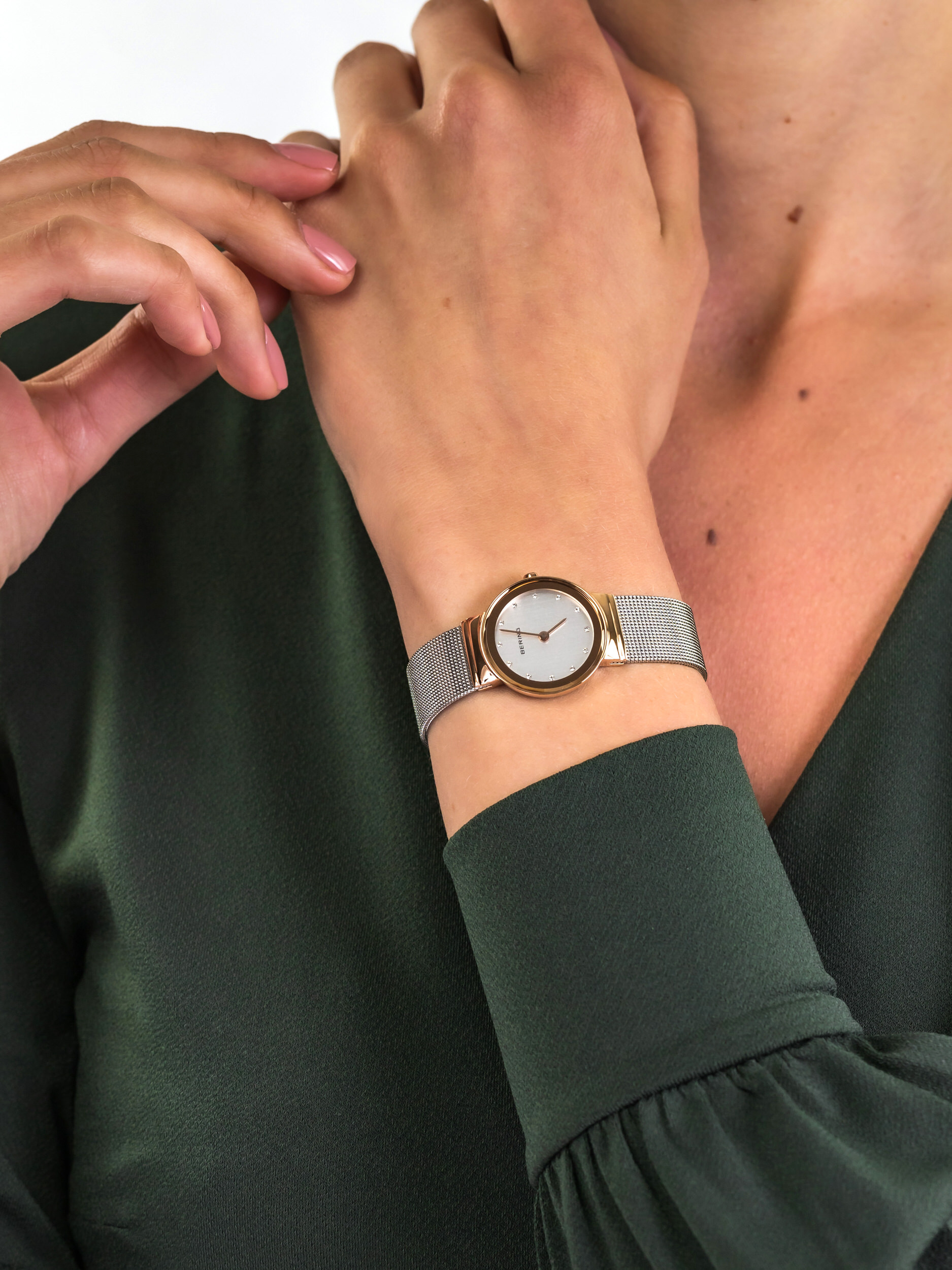  Bering 10126-066 - hover