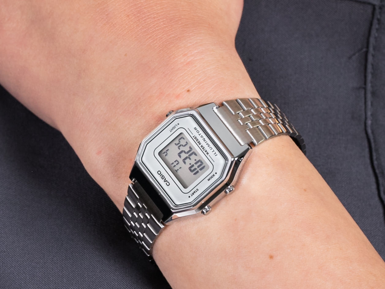 Zegarek Casio Vintage Midi damski srebrny LA680WEA-7EF - miniatura 2