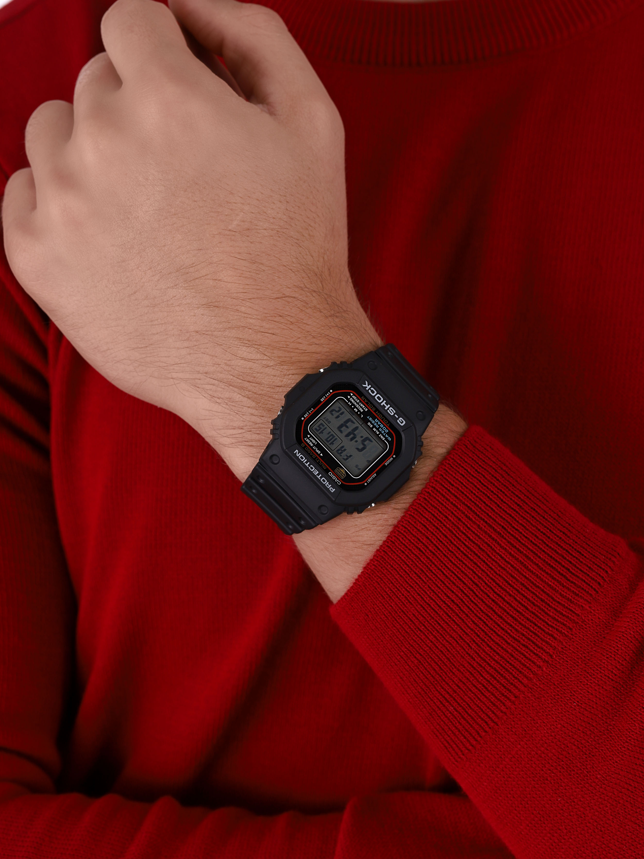  Casio G-SHOCK GW-M5610U-1ER - hover
