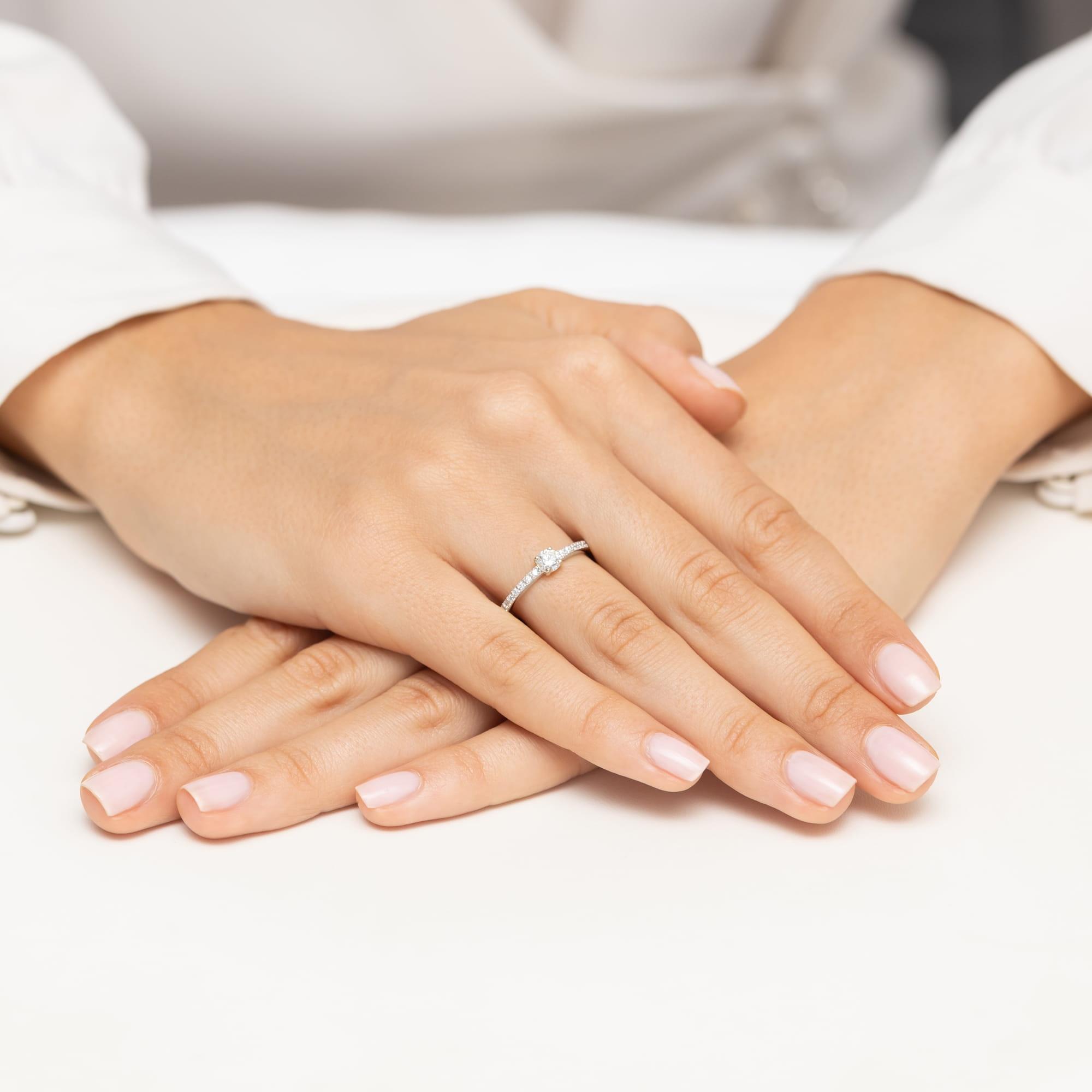 Pierścionek zaręczynowy z brylantami wielokamieniowy z białego złota Best Diamonds B1342-PI-AUB-DIW-02-00 - hover