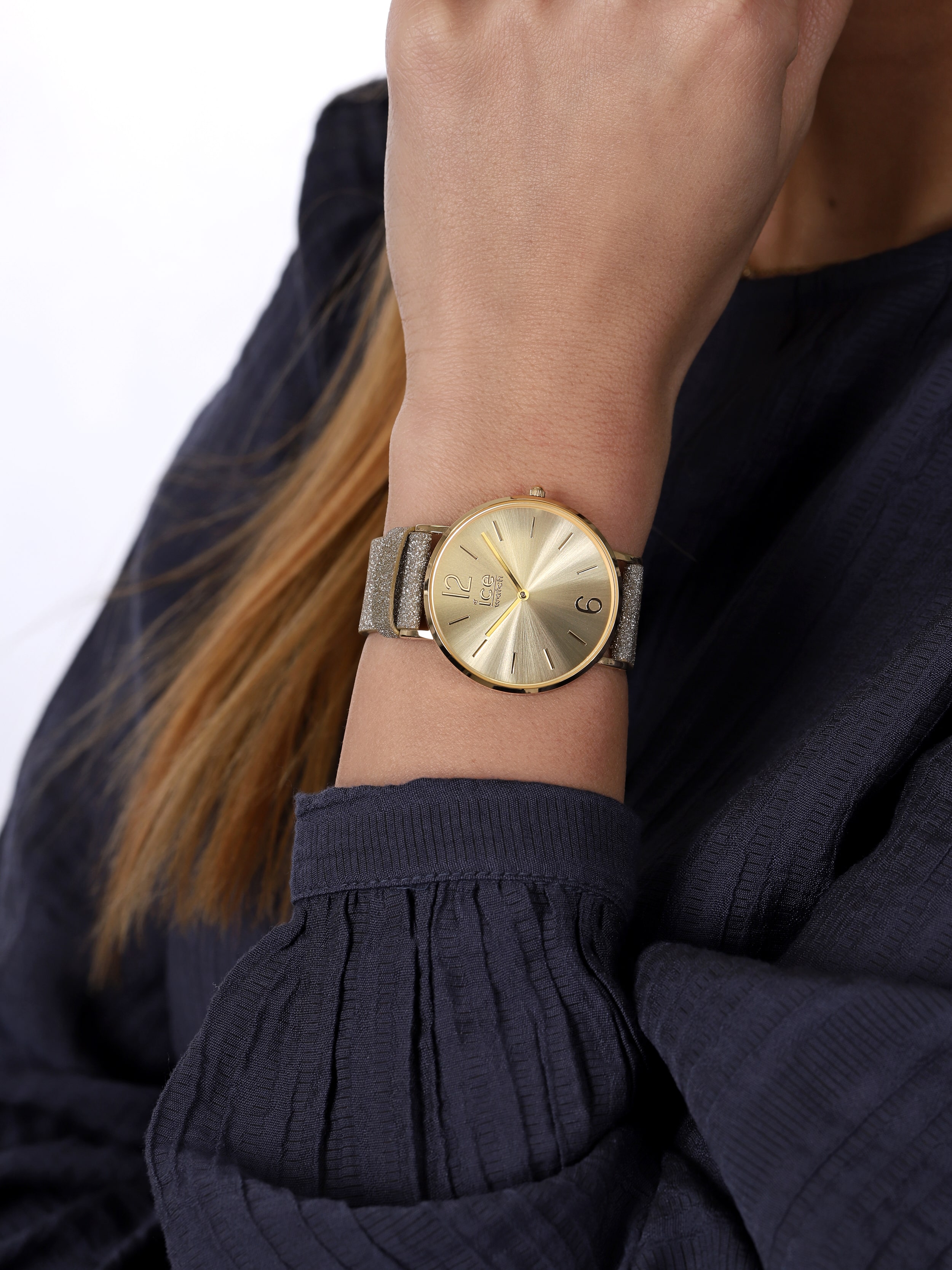 CITY sparkling glitter gold rozm. S ICE Watch ICE.015087 - hover