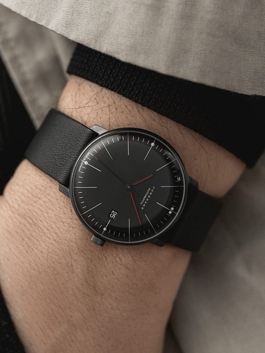 Junghans 27-430802 Max Bill Automatic Bauhaus zegarek klasyczny Max Bill - miniatura 4