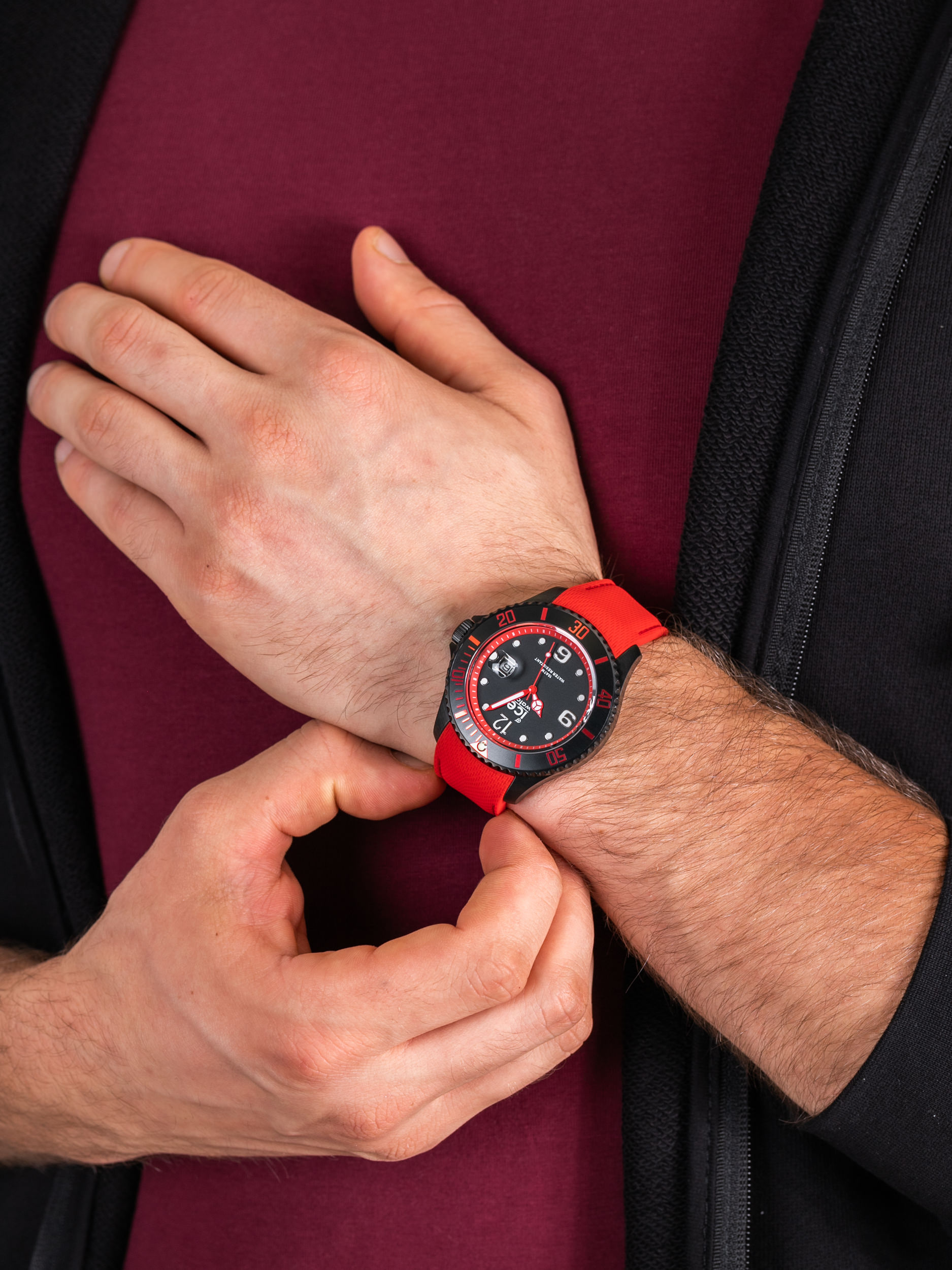 Ice steel - Black red Rozm. L ICE Watch ICE.015782 - hover