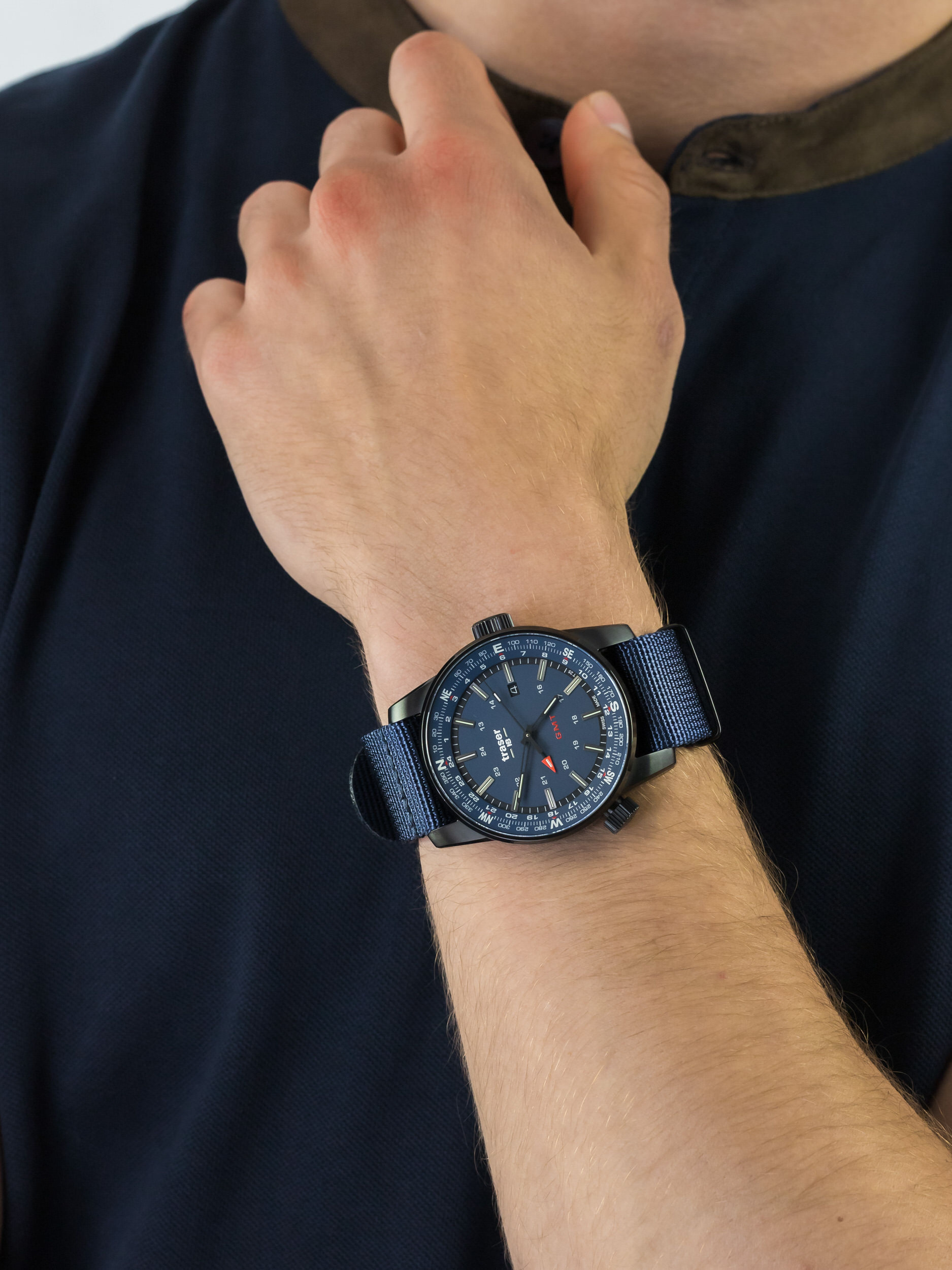 P68 Pathfinder GMT Blue NATO Strap Traser TS-109034 - hover