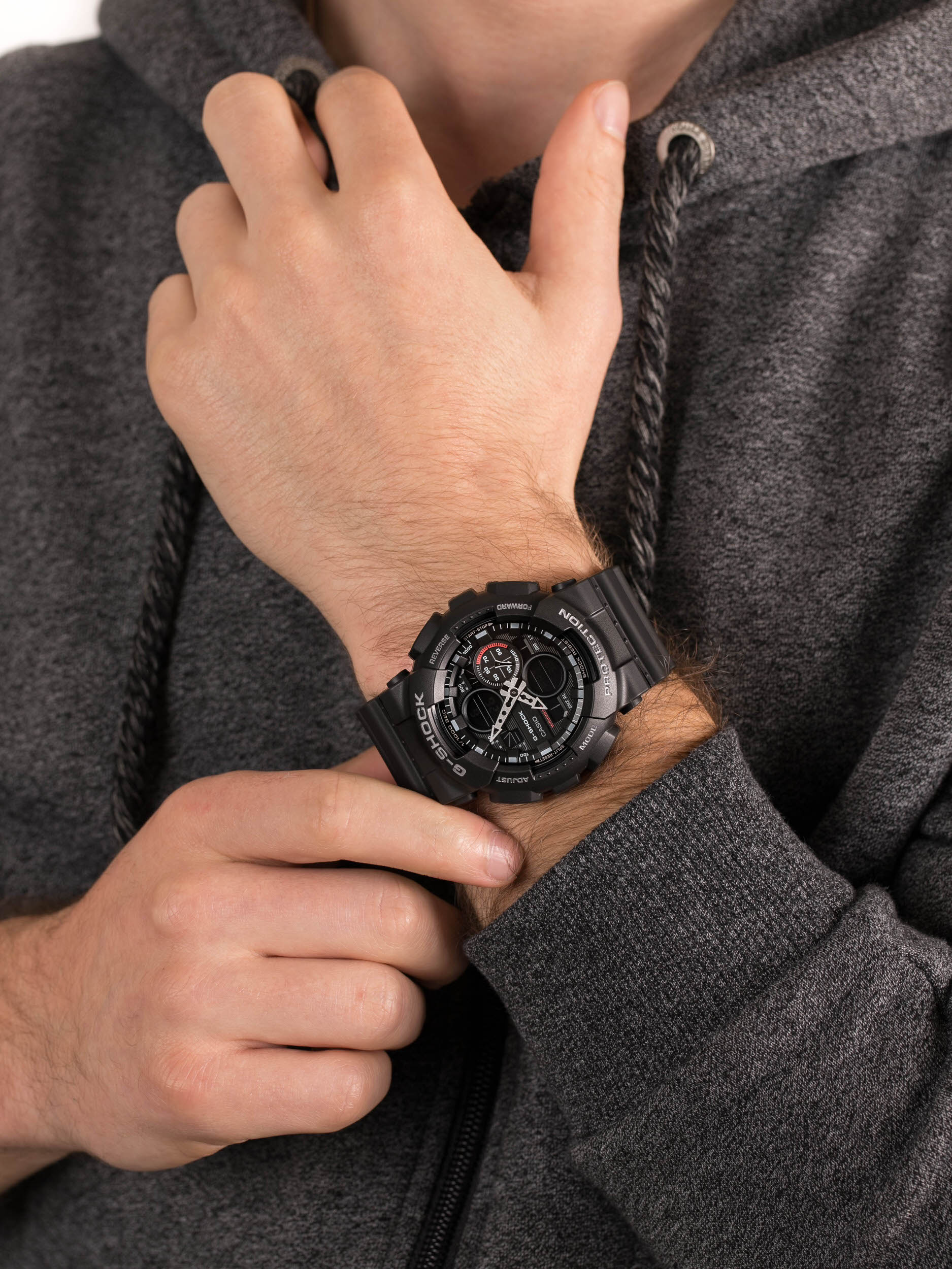  Casio G-SHOCK GA-140-1A1ER - hover