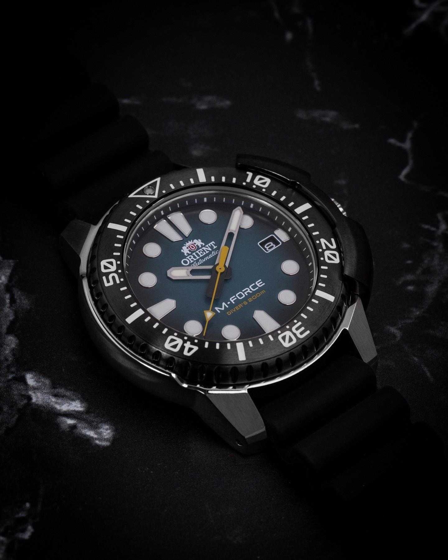 Orient RA-AC0L04L00B M-FORCE Sports sportowy zegarek srebrny - miniatura 7