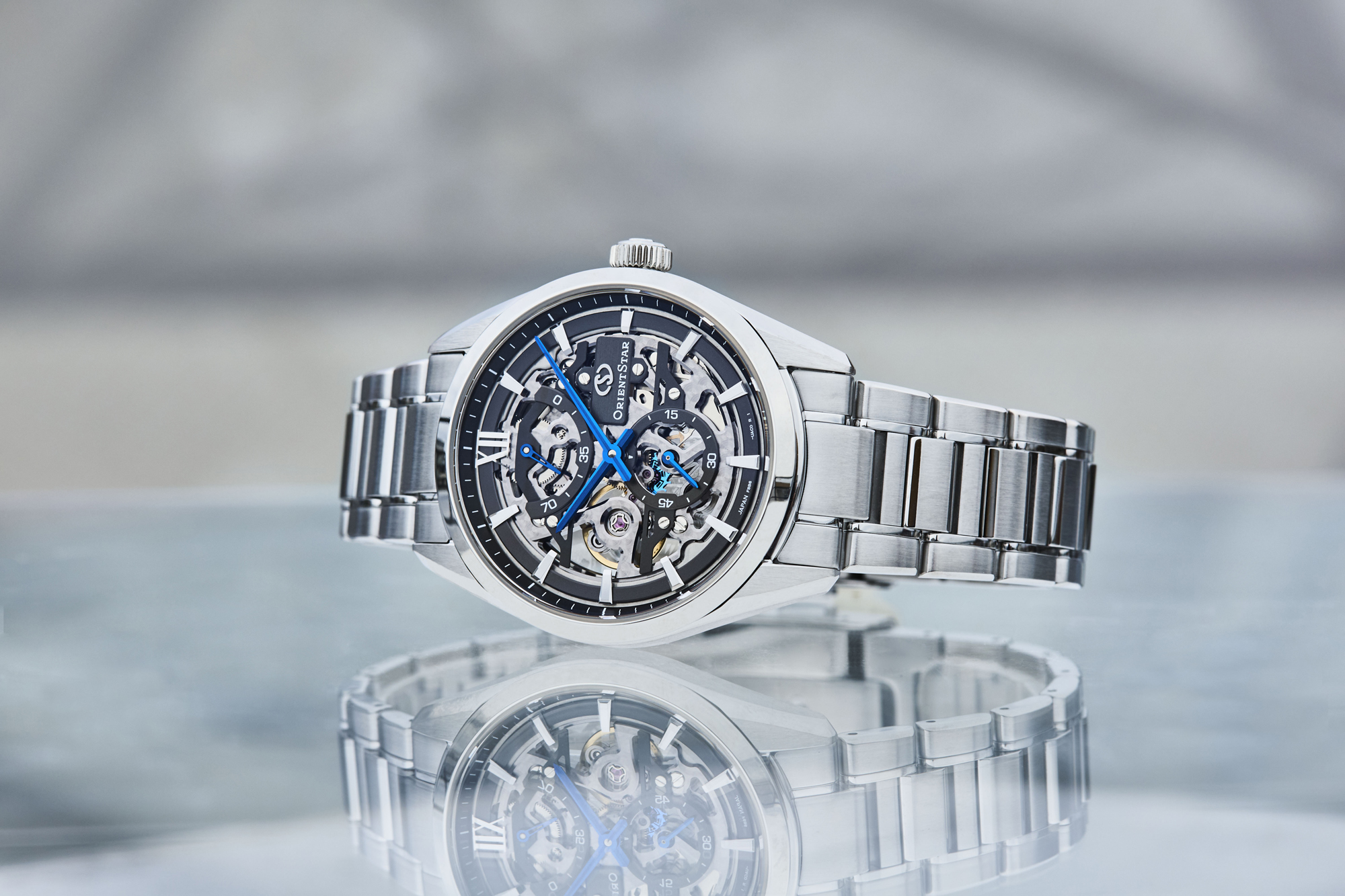 Contemporary Skeleton Automatic Orient Star RE-AZ0101N00B - hover