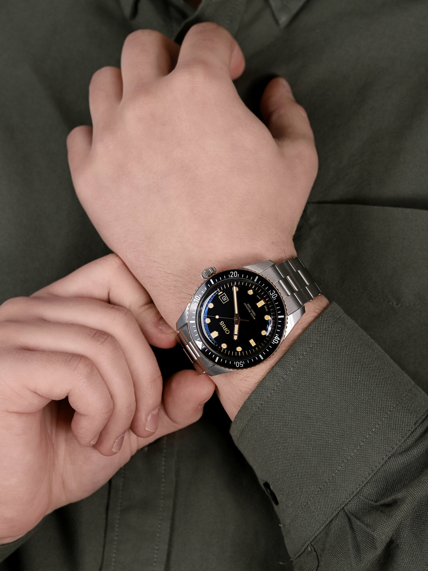 DIVERS SIXTY-FIVE Oris 01 733 7720 4354-07 8 21 18 - hover