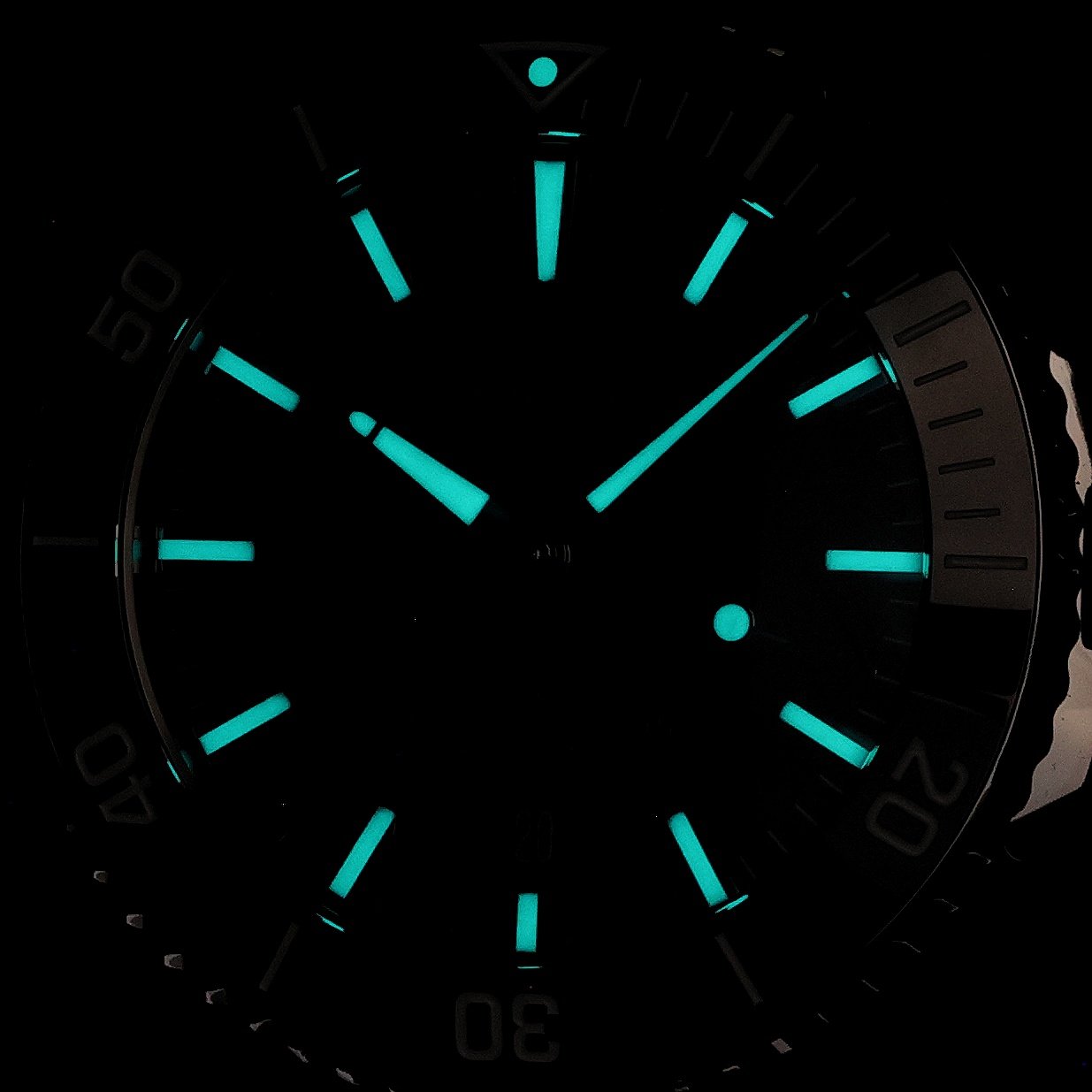 Oris 01 733 7787 4157-07 8 22 04PEB AQUIS DATE Aquis klasyczny zegarek srebrny