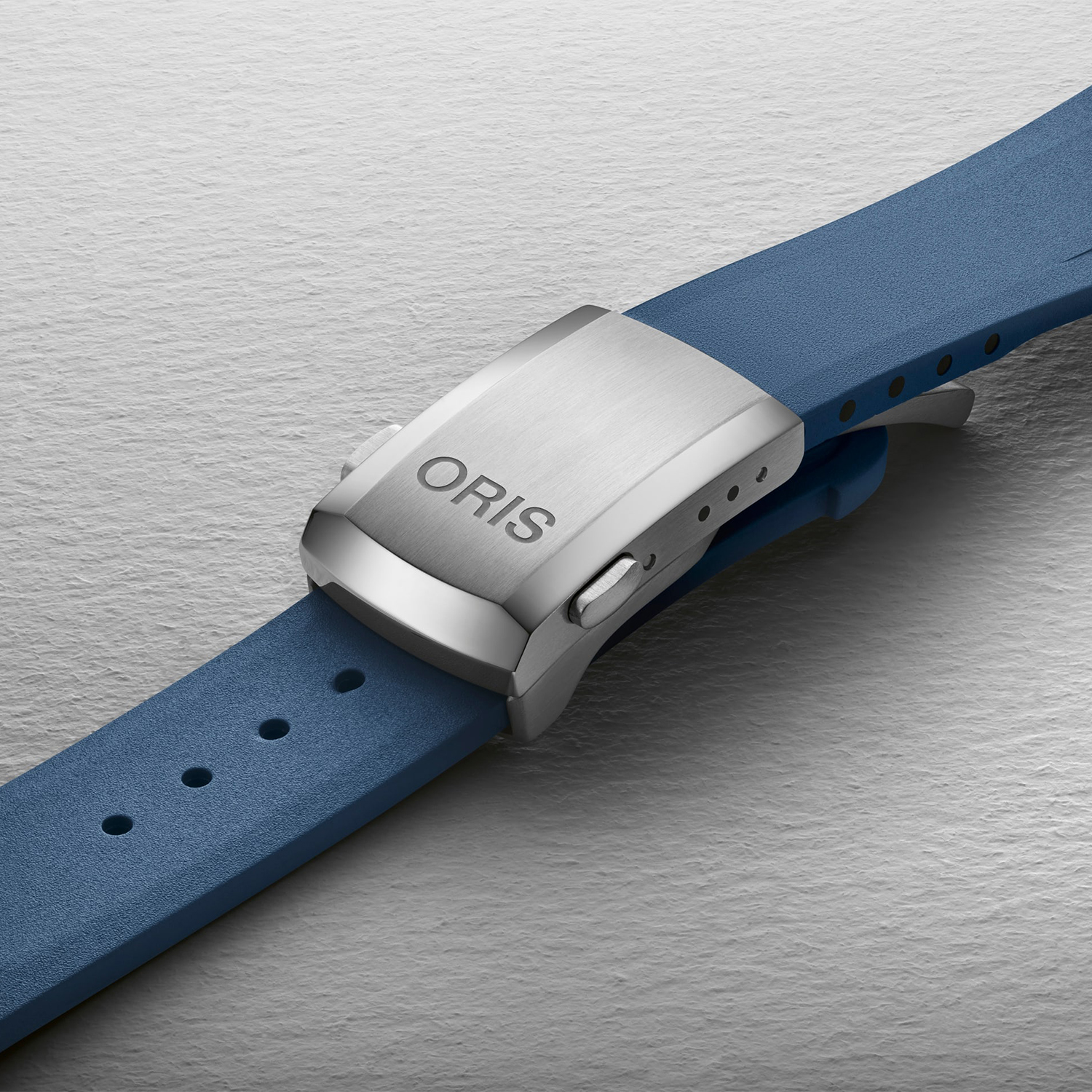 Oris 01 733 7789 4135-07 4 23 35FC męski zegarek Aquis pasek