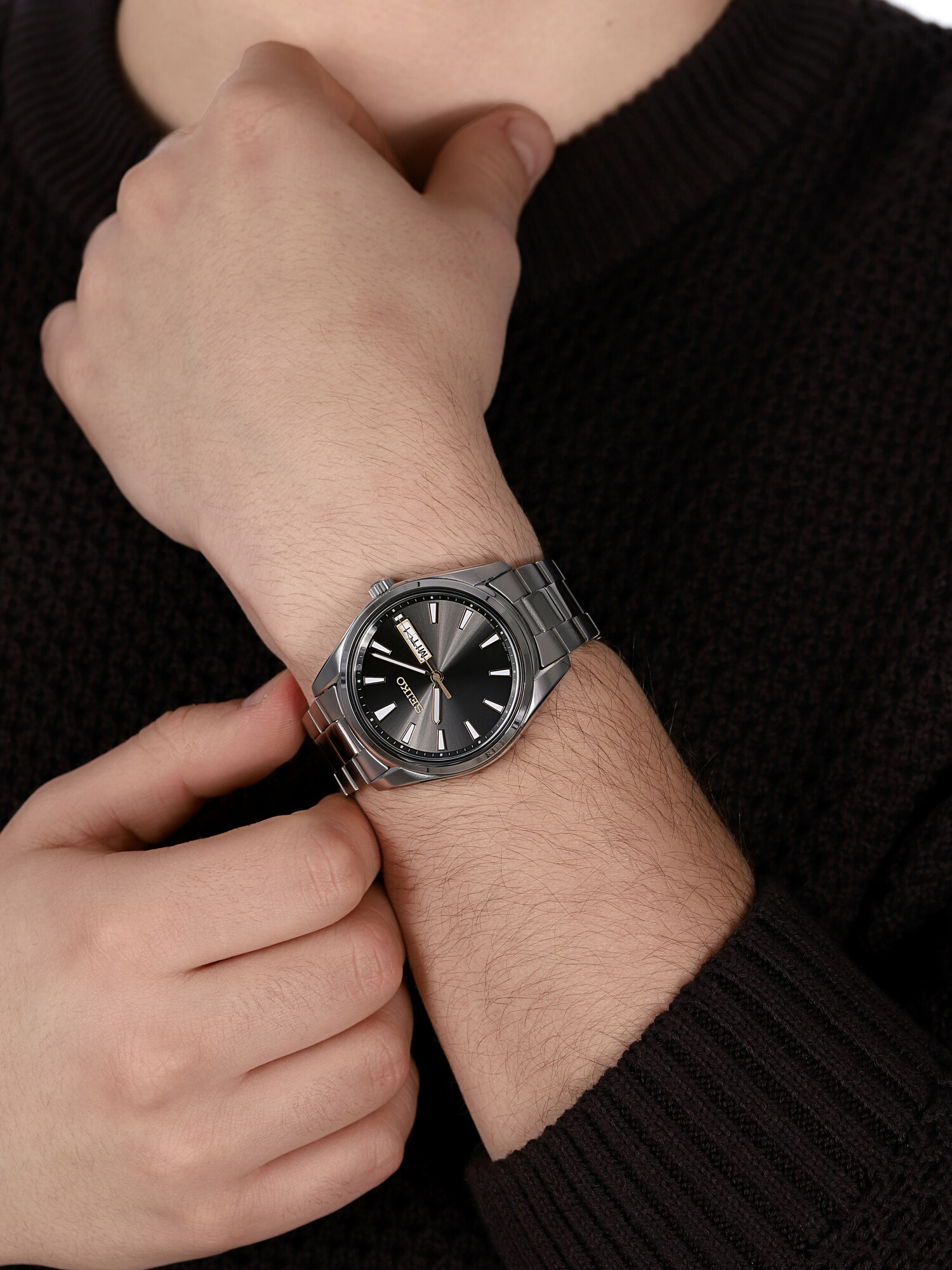Classic Quartz Seiko SUR343P1 - hover