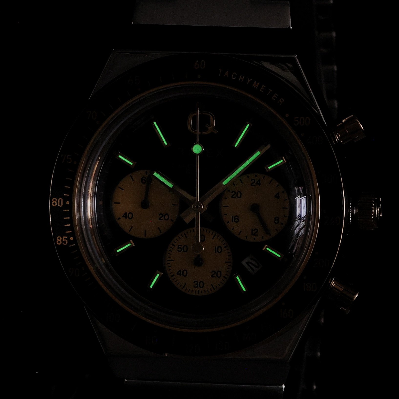 Timex TW2W64200 Q Timex Chronograph 40mm Stainless Steel Bracelet Q Timex Reissue sportowy zegarek srebrny