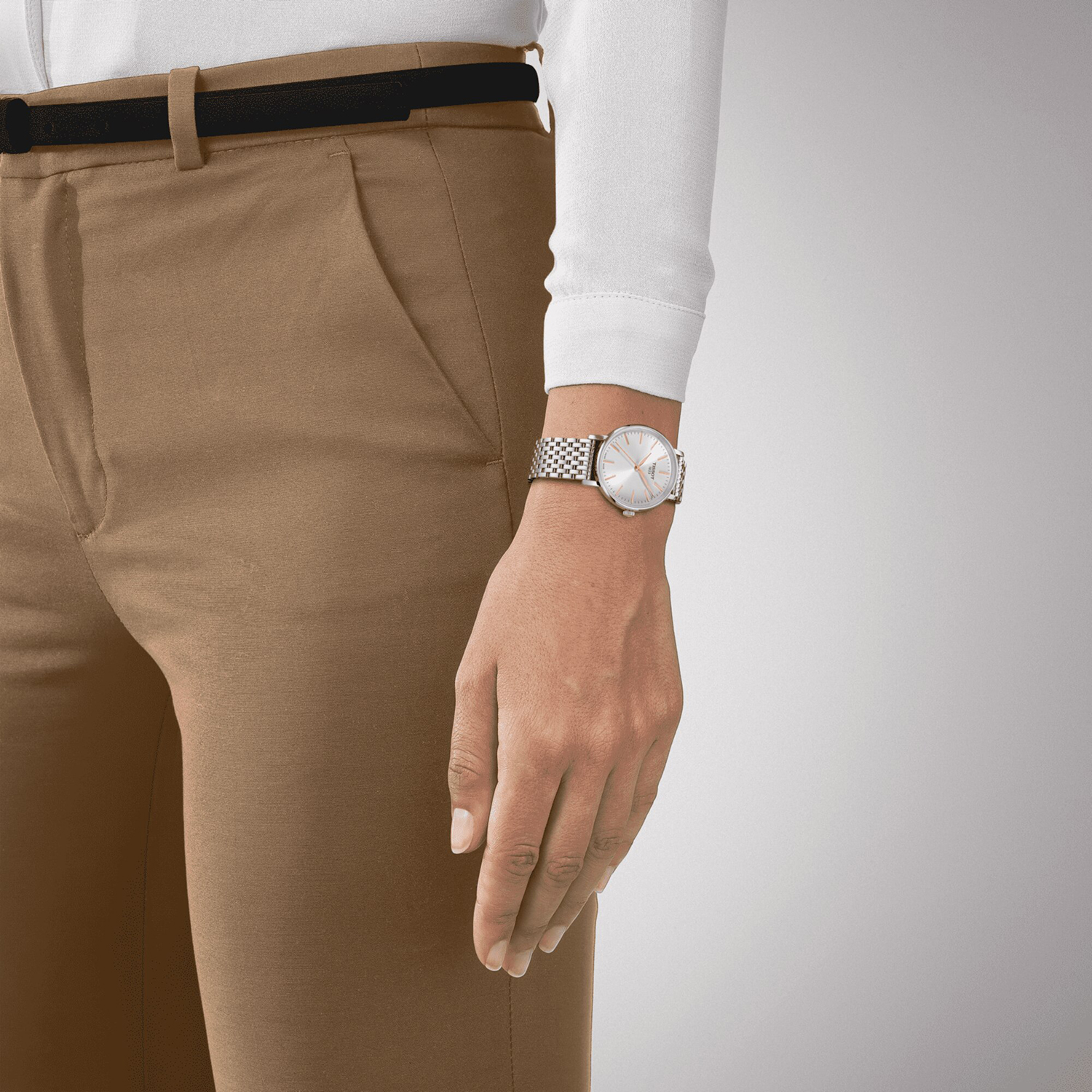 EVERYTIME LADY 34mm Tissot T143.210.11.011.01 - hover