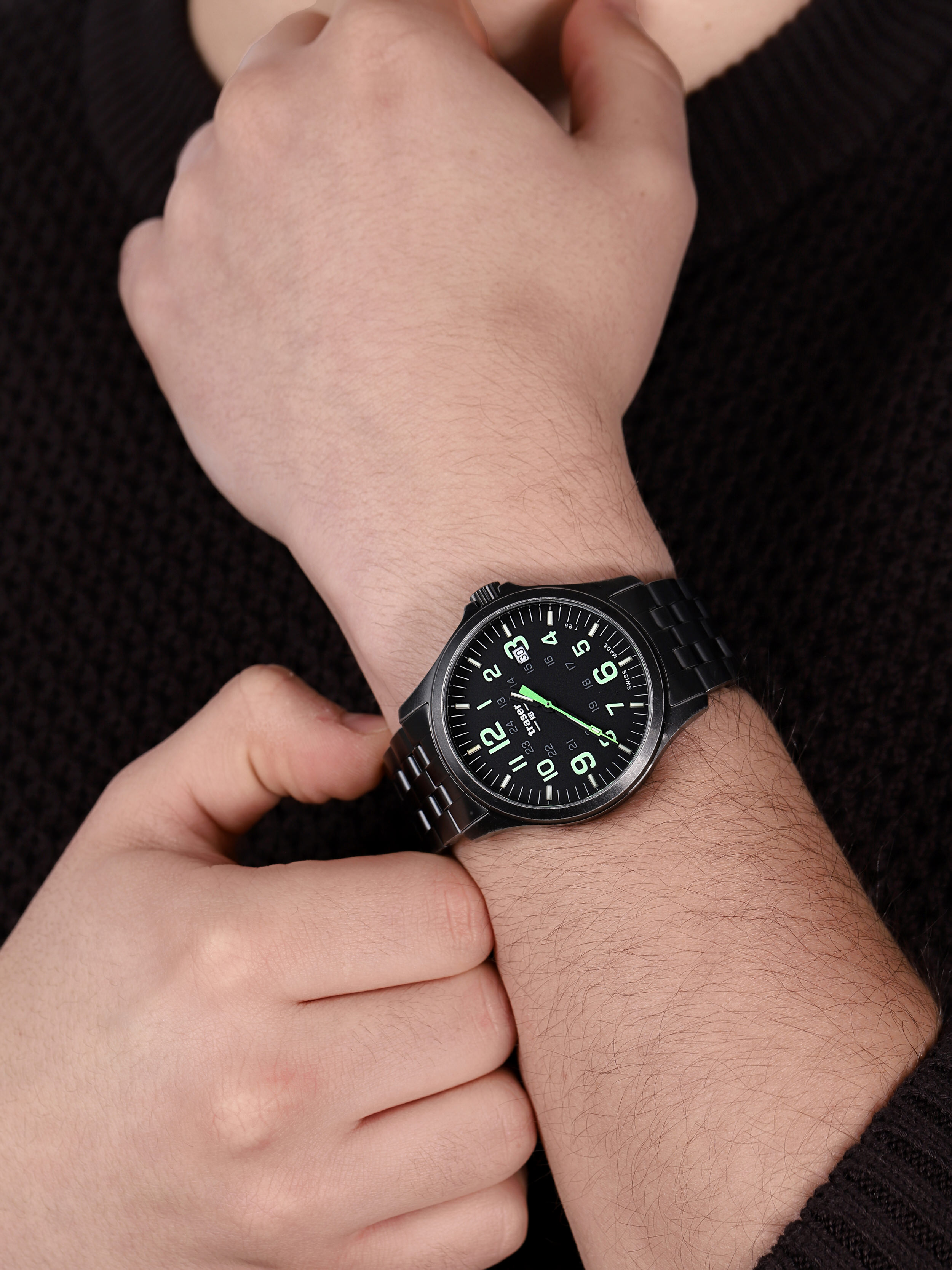 P67 Officer Pro GunMetal Black/Lime Traser TS-107869 - hover