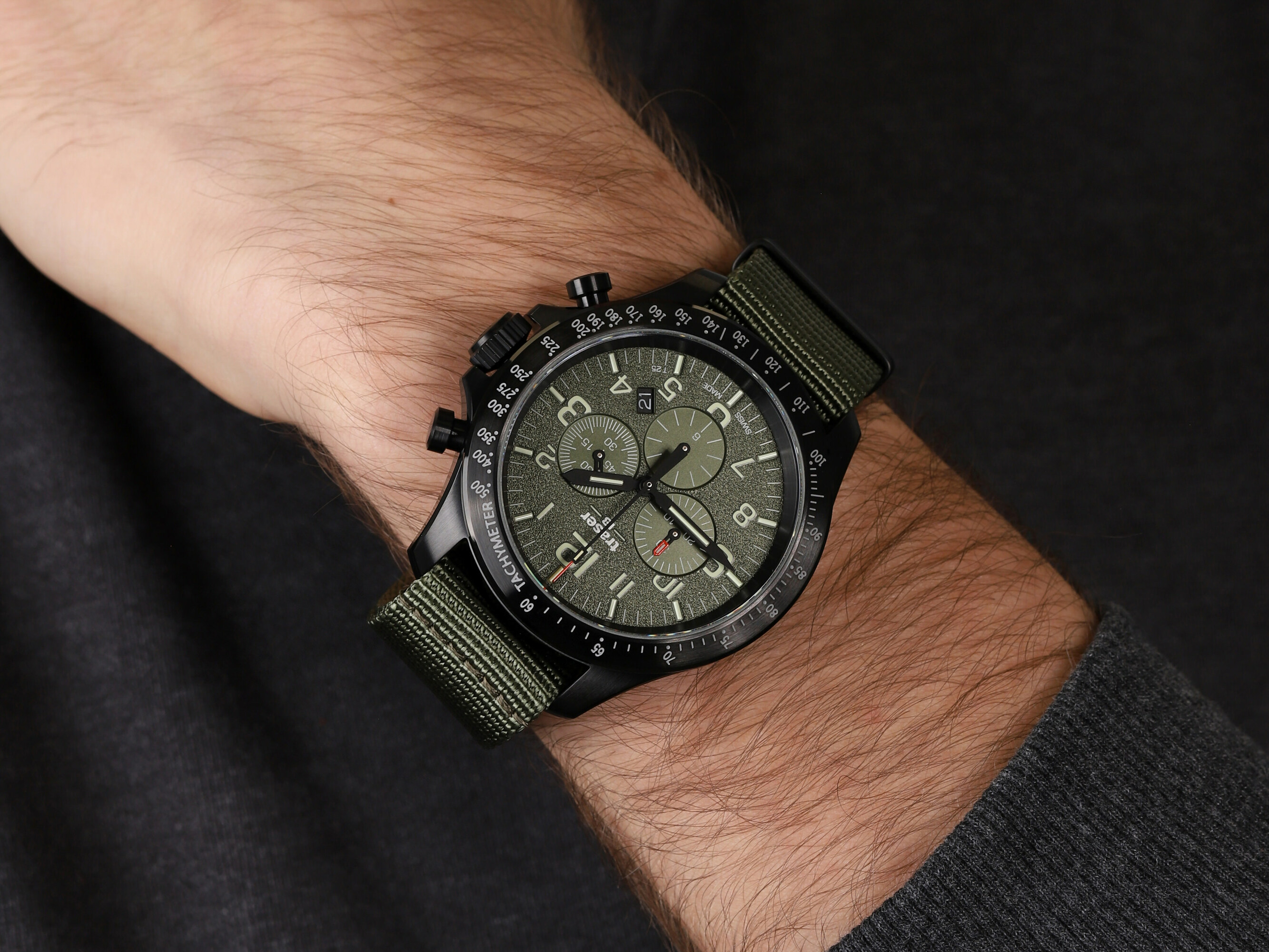 Traser TS-109463 P67 Officer Pro Chronograph Green NATO P67 Officer Pro Chronograph wojskowy zegarek czarny - miniatura 2