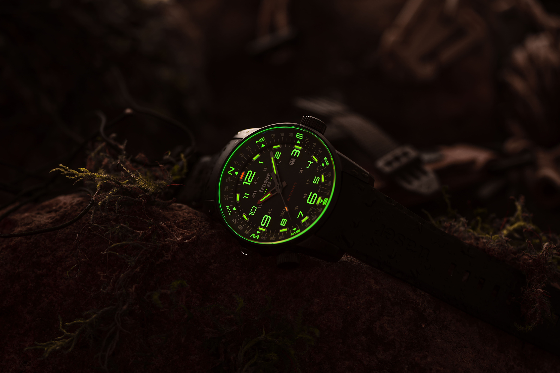 Traser TS-110457 P68 Pathfinder Automatic Green Rubber Strap zegarek sportowy P68 Pathfinder - miniatura 6