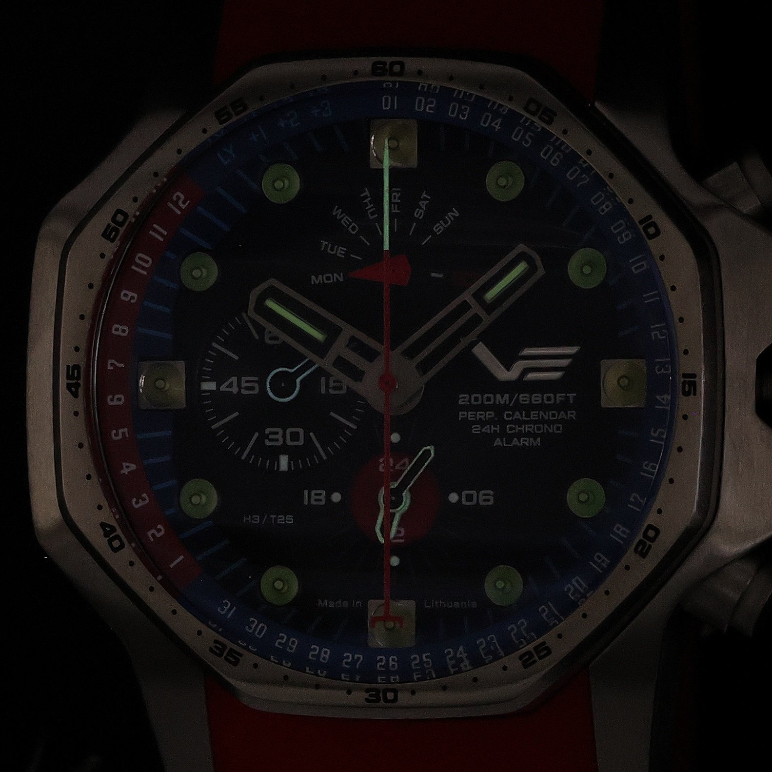 Vostok Europe YM86-640A696SR Atomic Age sportowy zegarek srebrny - miniatura 5