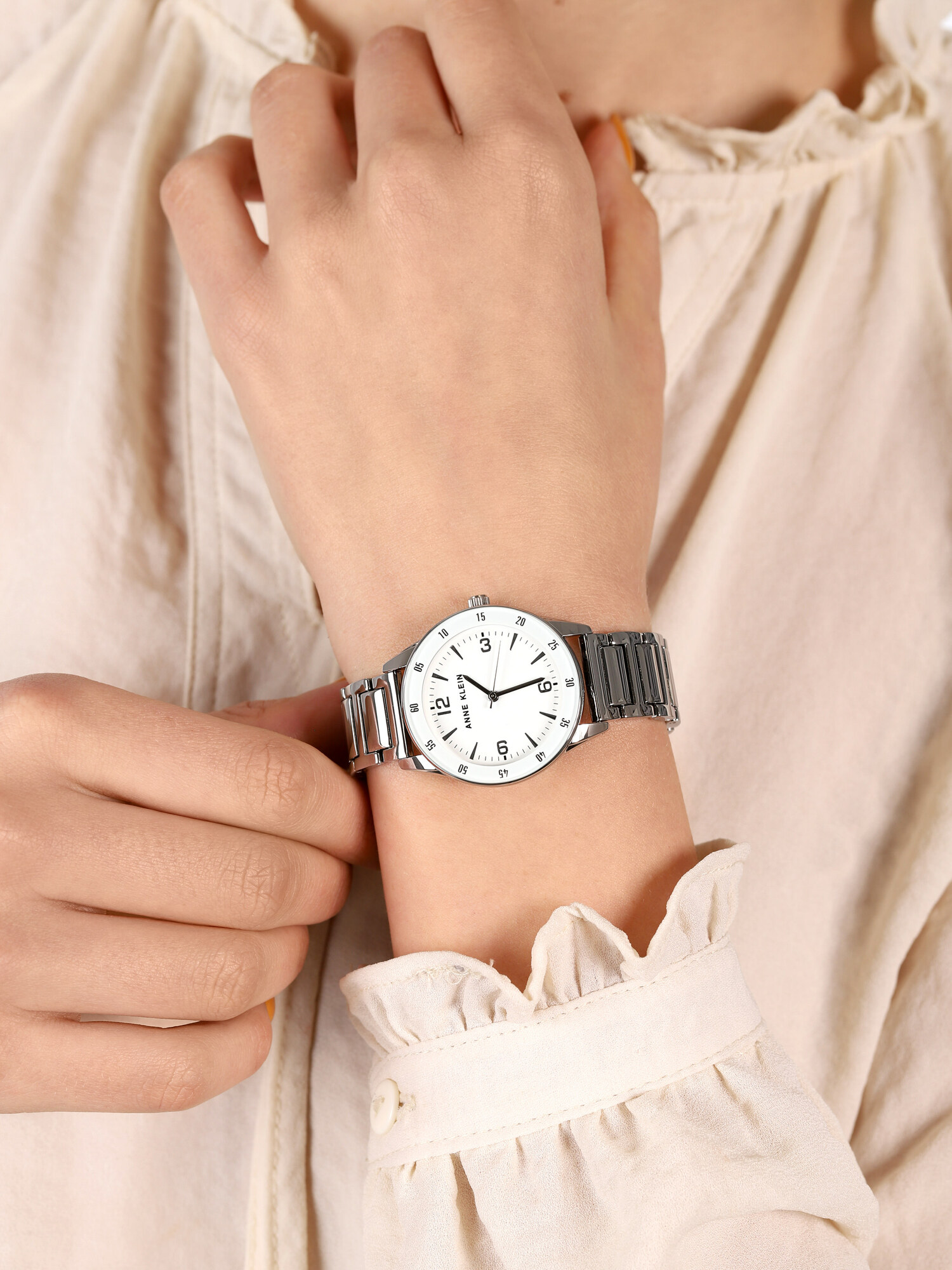  Anne Klein AK-3603WTSV - hover