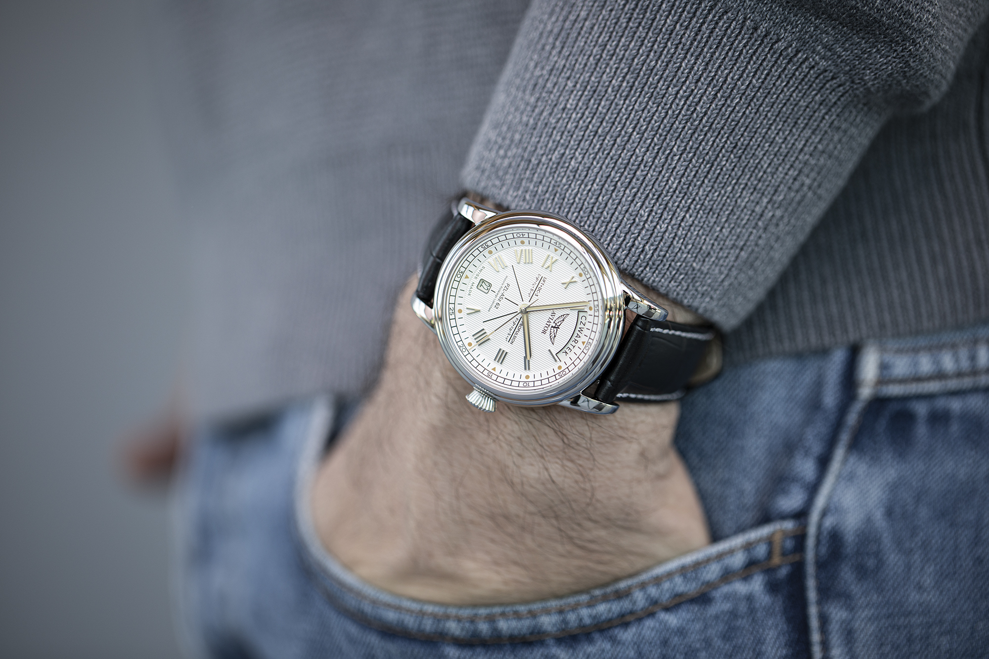 zegarek Aviator V33502814 PL Douglas Polish Edition Day-Date 2021 Douglas szafirowe - miniatura 9