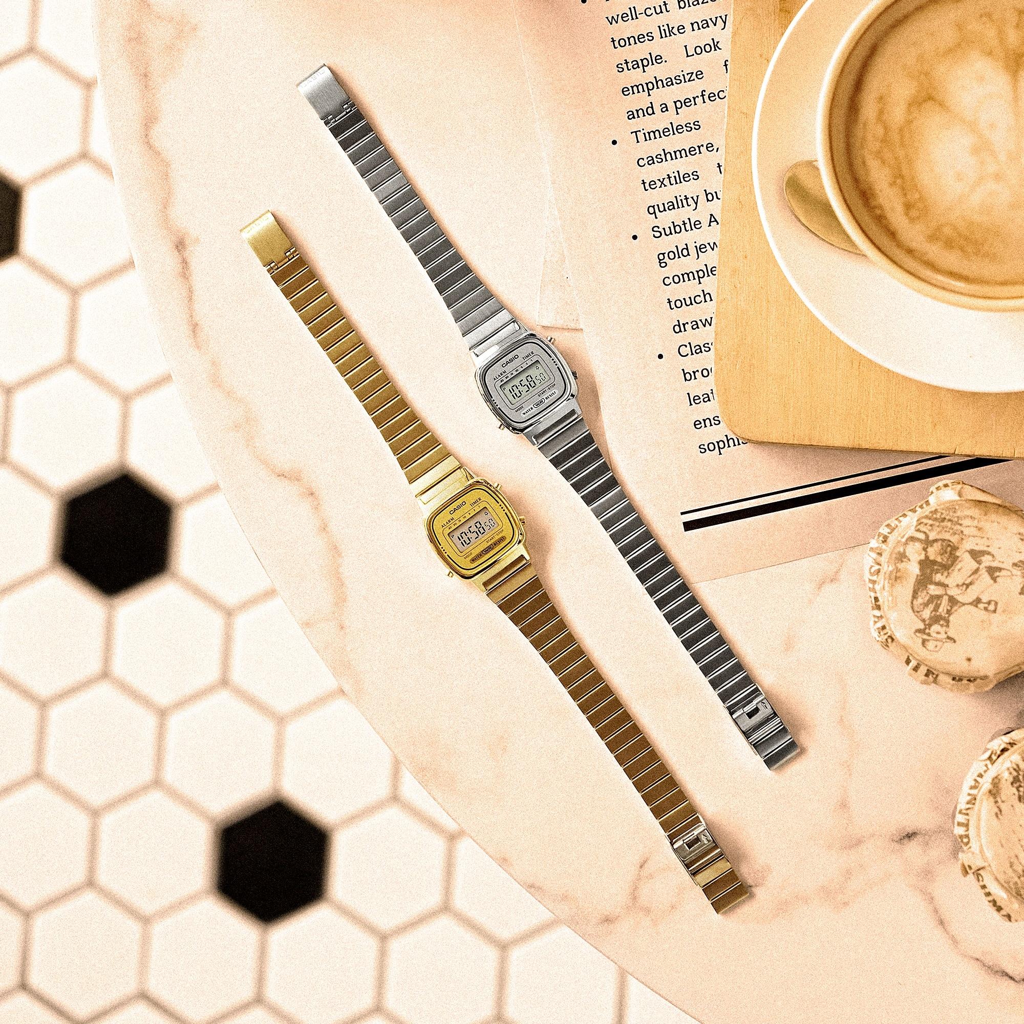 zegarek Casio Vintage LA670WEA-7EF srebrny VINTAGE Mini - miniatura 7