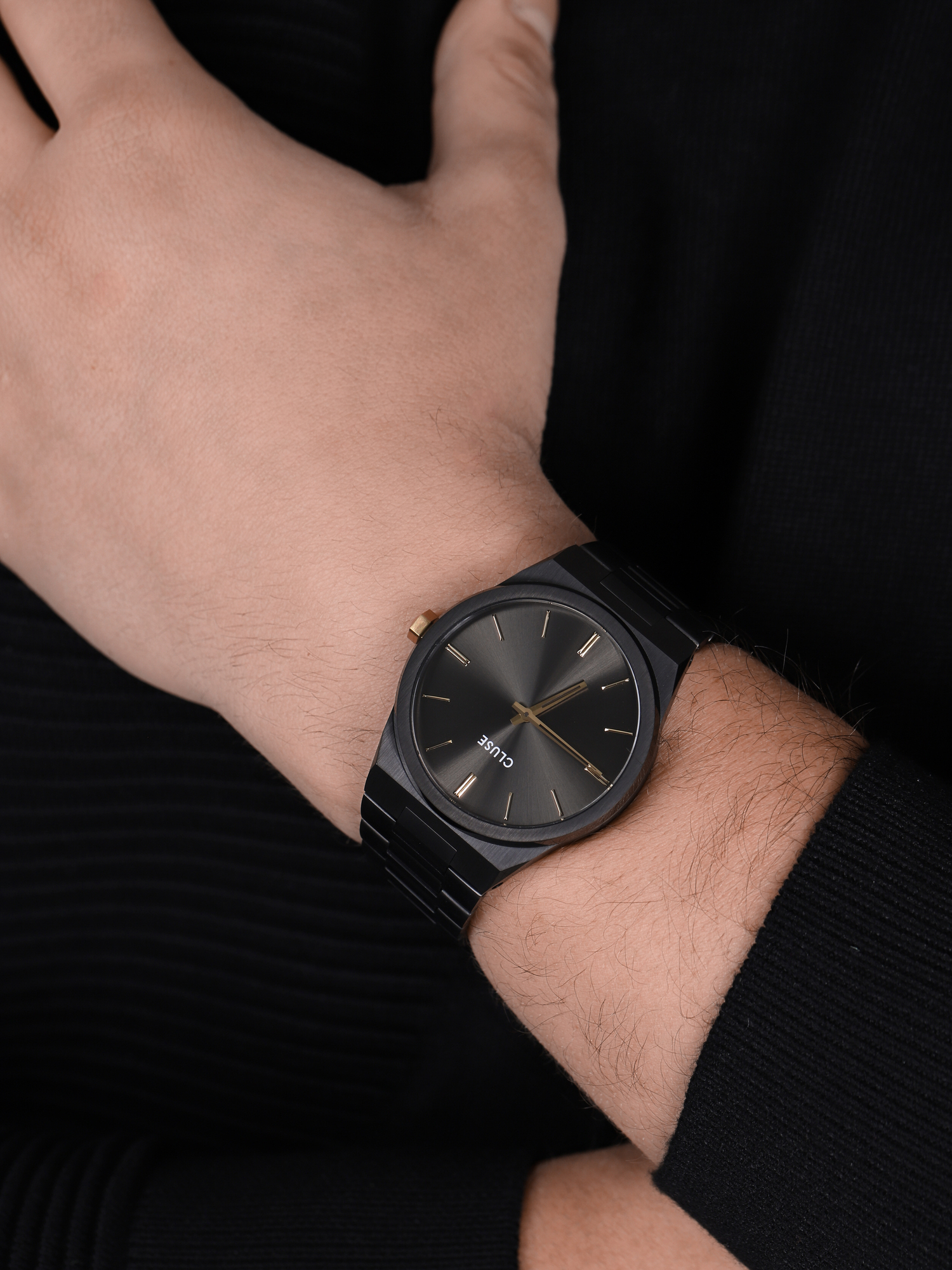 bransoleta Dark Grey Cluse CW0101503006 - hover