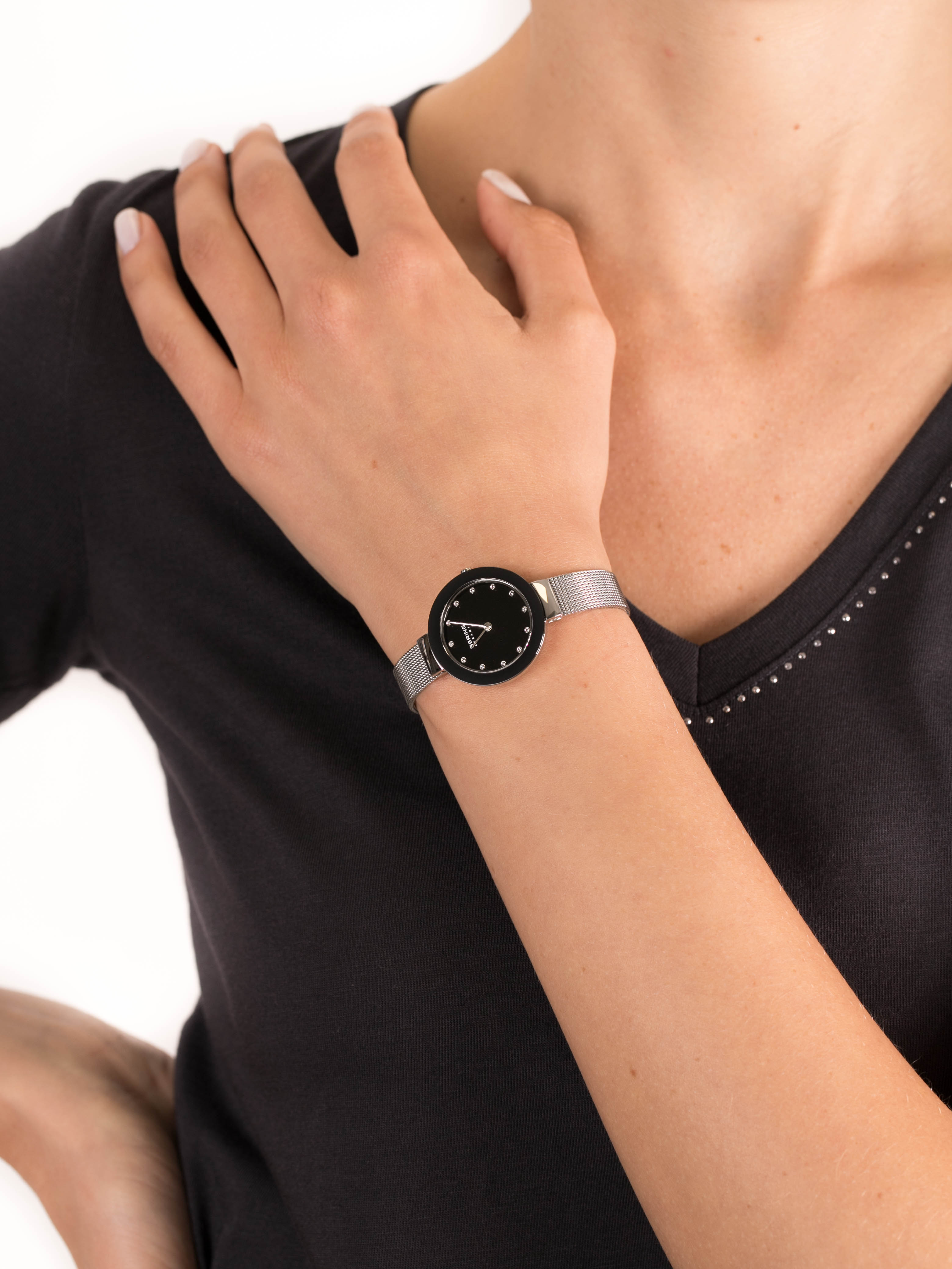  Bering 11429-002 - hover