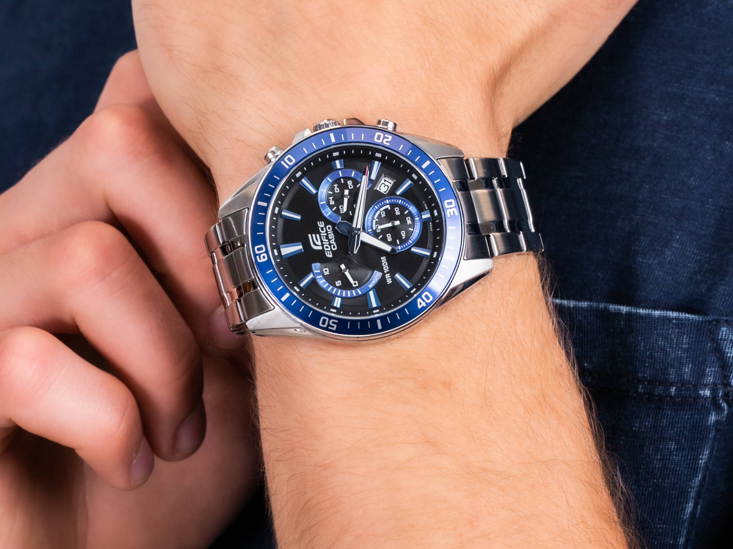 Edifice EFR-552D-1A2VUEF zegarek klasyczny EDIFICE Momentum - miniatura 2