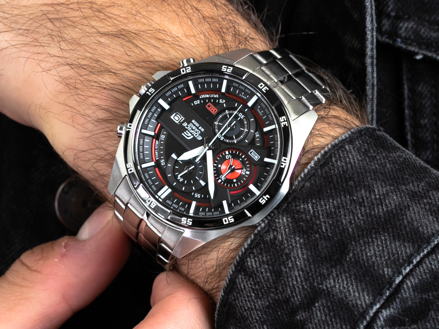 Edifice EFR-556DB-1AVUEF zegarek klasyczny EDIFICE Momentum - miniatura 2