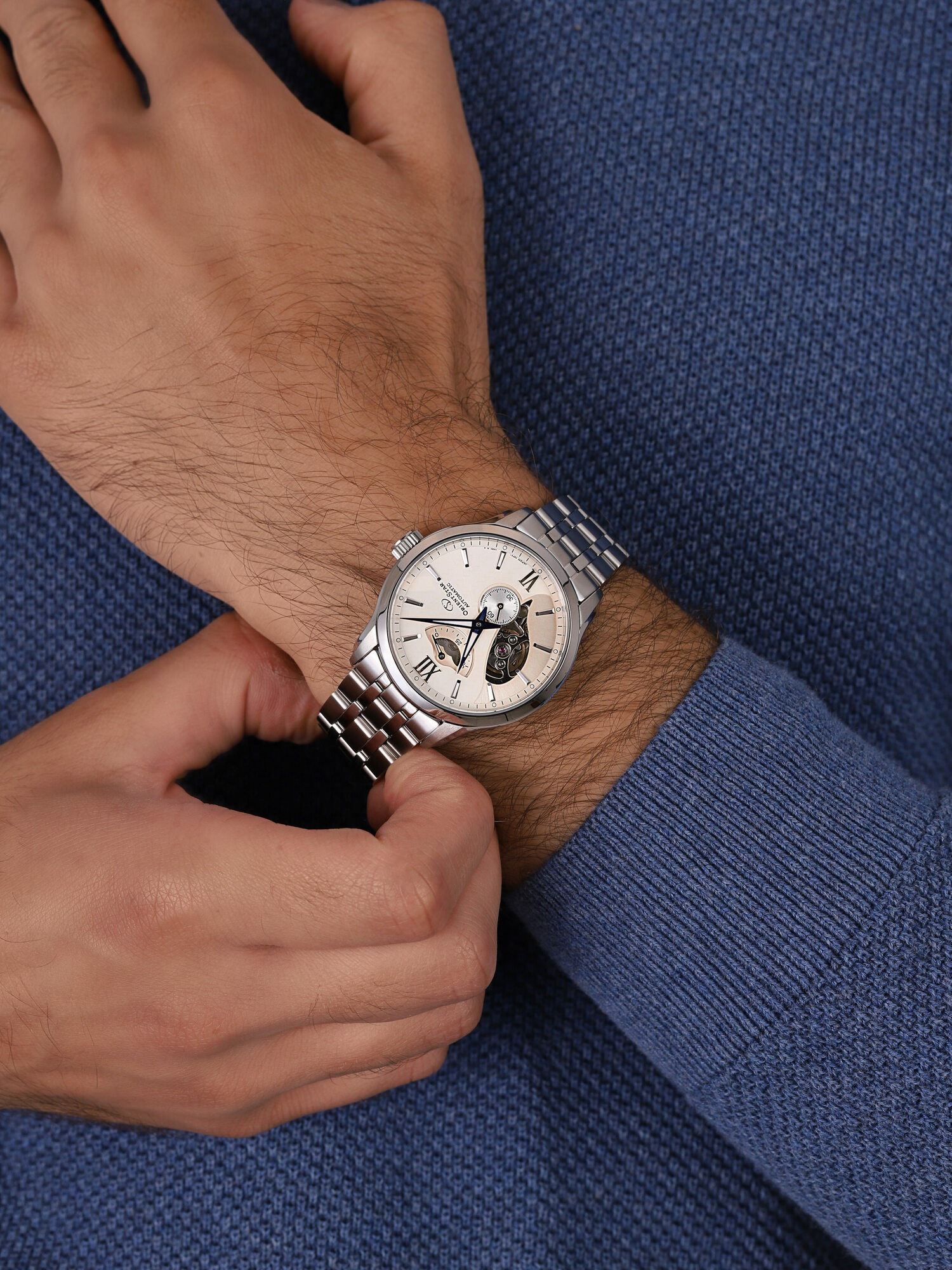Contemporary Layered Skeleton Automatic Orient Star RE-AV0B01S00B - hover