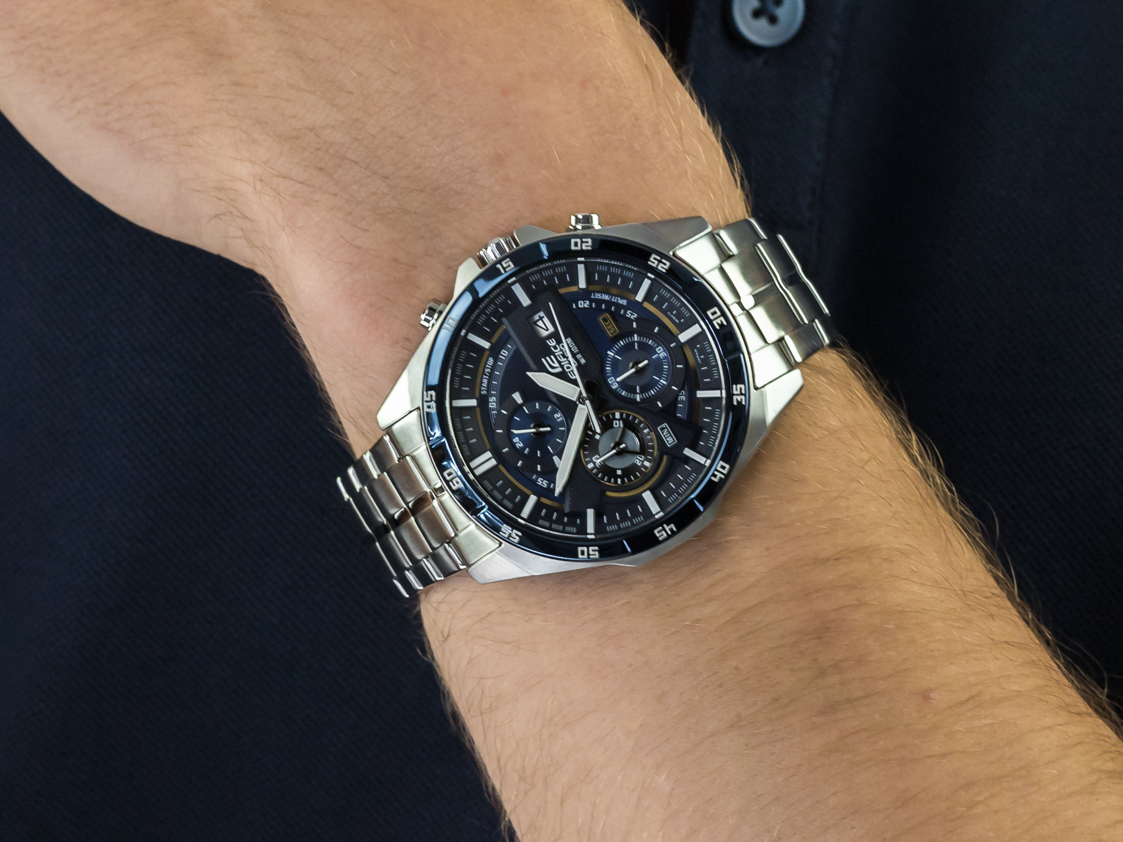 Edifice EFR-556DB-2AVUEF zegarek sportowy EDIFICE Momentum - miniatura 2